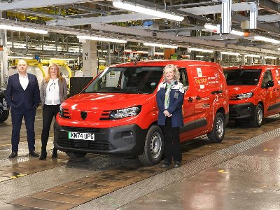 ROYAL MAIL BOOSTS ELECTRIC VEHICLE FLEET WITH PEUGEOT