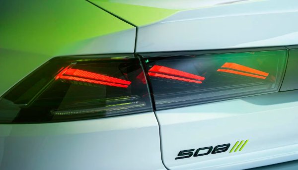 Close up of the rear lights on the new 508 Sport